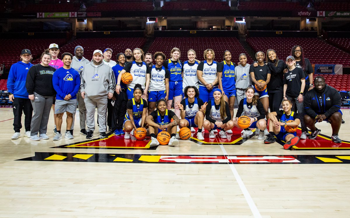 DelawareWBB's tweet photo. Crew love 🥰 #AOW #Elite 

#BlueHens x #MarchMadness https://t.co/pQt6NqWfiu
