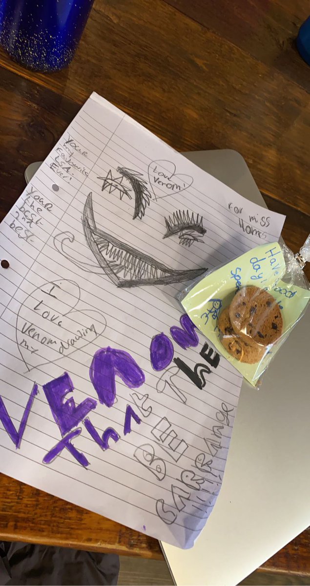 Week 3 of our SEND placement finished with some beautiful sunny weather and some presents from students, teaching and planning lessons already and still enjoying this school so much🌞🤍