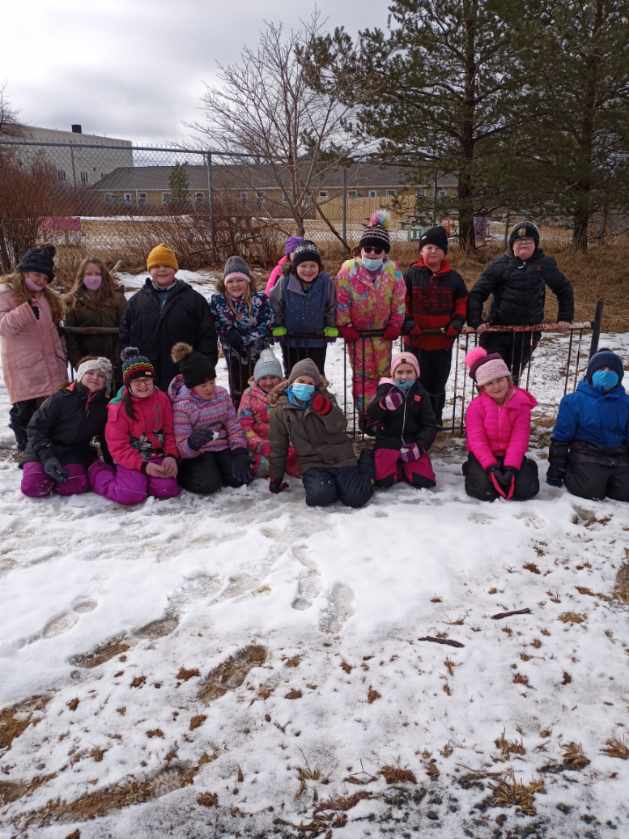 My amazing Grade 3 class of <a href="/woodlandprim/">Woodland Primary School</a> at their scavenger hunt for #DartOutdoors @schoolspo
