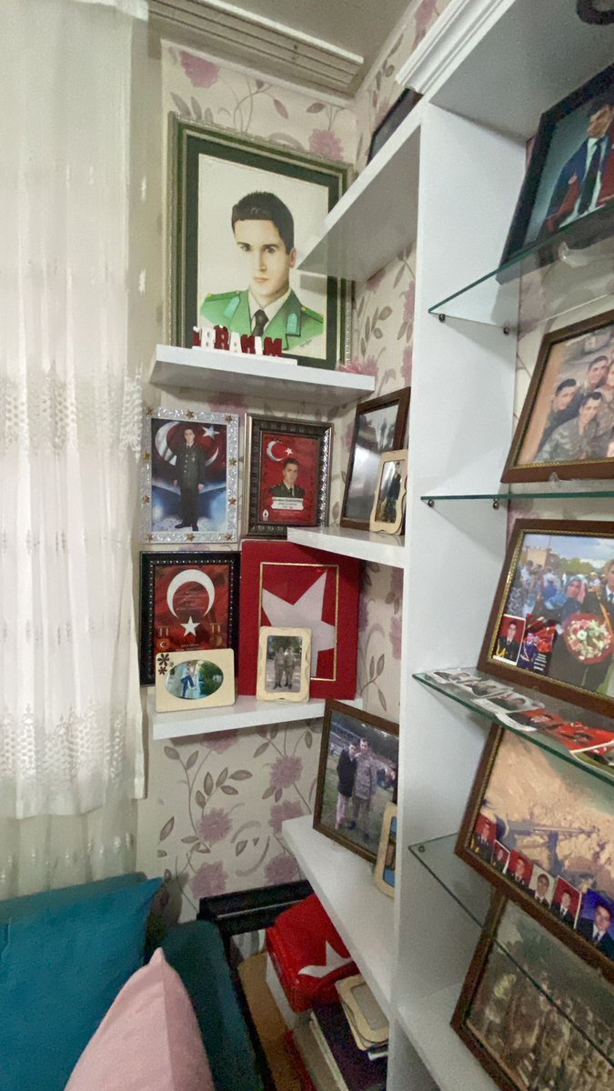 18 Mart Çanakkale Zaferi’nin 107. yıl dönümü vesilesiyle İl Sosyal Politikalar Başkanımız <a href="/kamil_biter/">Kamil Biter🇹🇷</a>,İlçe Sosyal Politikalar Başkanımız <a href="/RefikSekerci/">Refik Şekerci 🇹🇷</a>  Aziz Şehitlerimizin Kıymetli Ailelerini ziyaret ettiler
Tüm şehitlerimizi rahmetle ve minnetle anıyoruz
#18martcanakkalezaferi