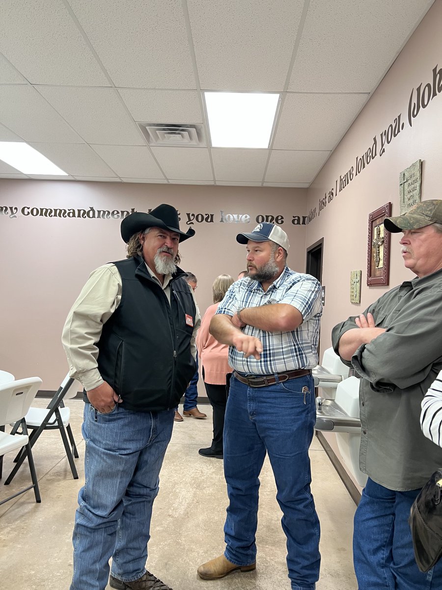 I had a really good time visiting with everyone at the Meet the Candidates Pie Auction, sponsored by Farm Bureau and the Yell County Cattlemen’s Association.