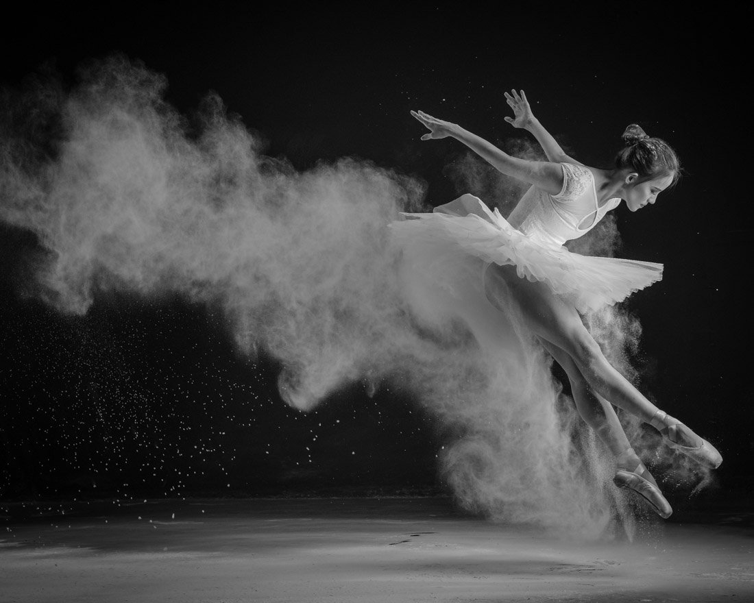 Spring202011's tweet image. 'White Swan'

📷 Amar Paul