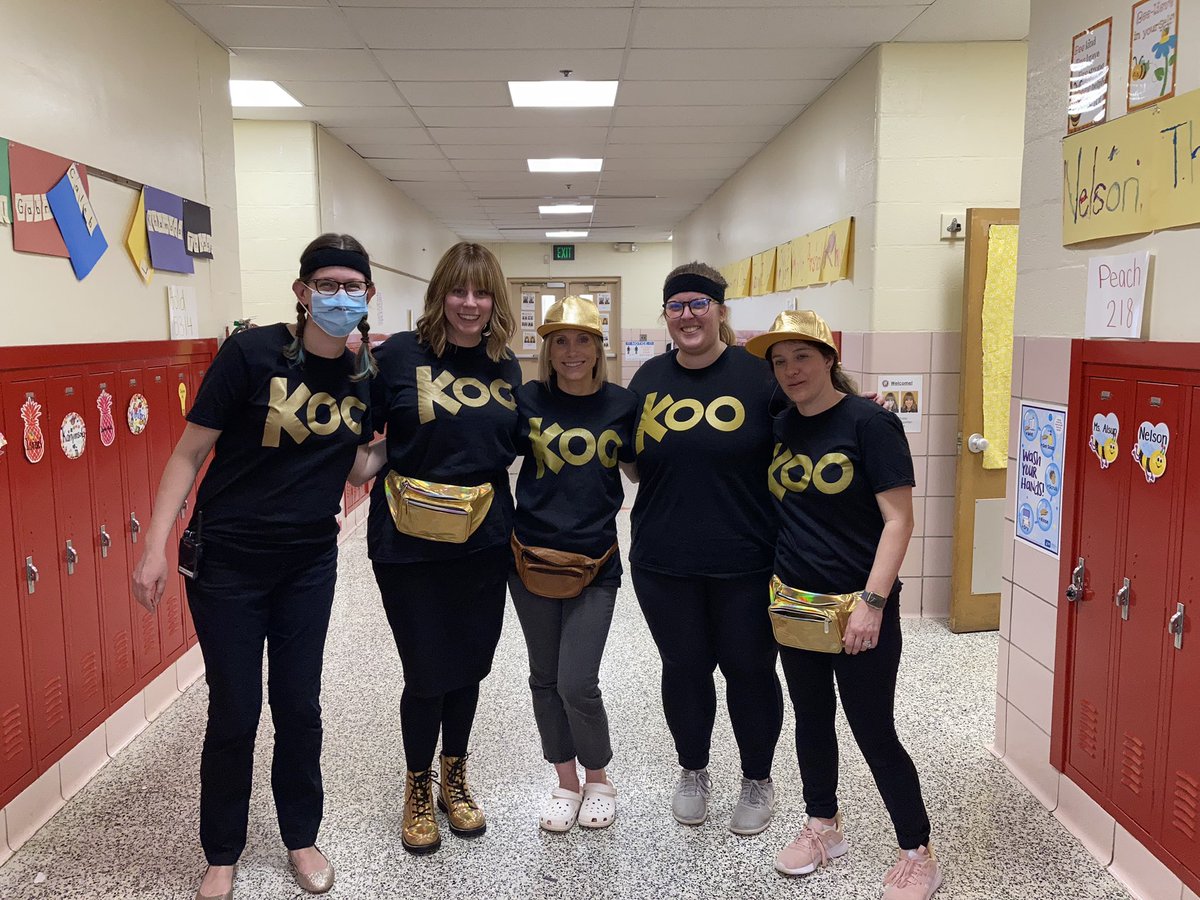Some pre-K and kg teachers on twin day! @KooKooKangaRoo #WeAreFeatherbedLane #twinday