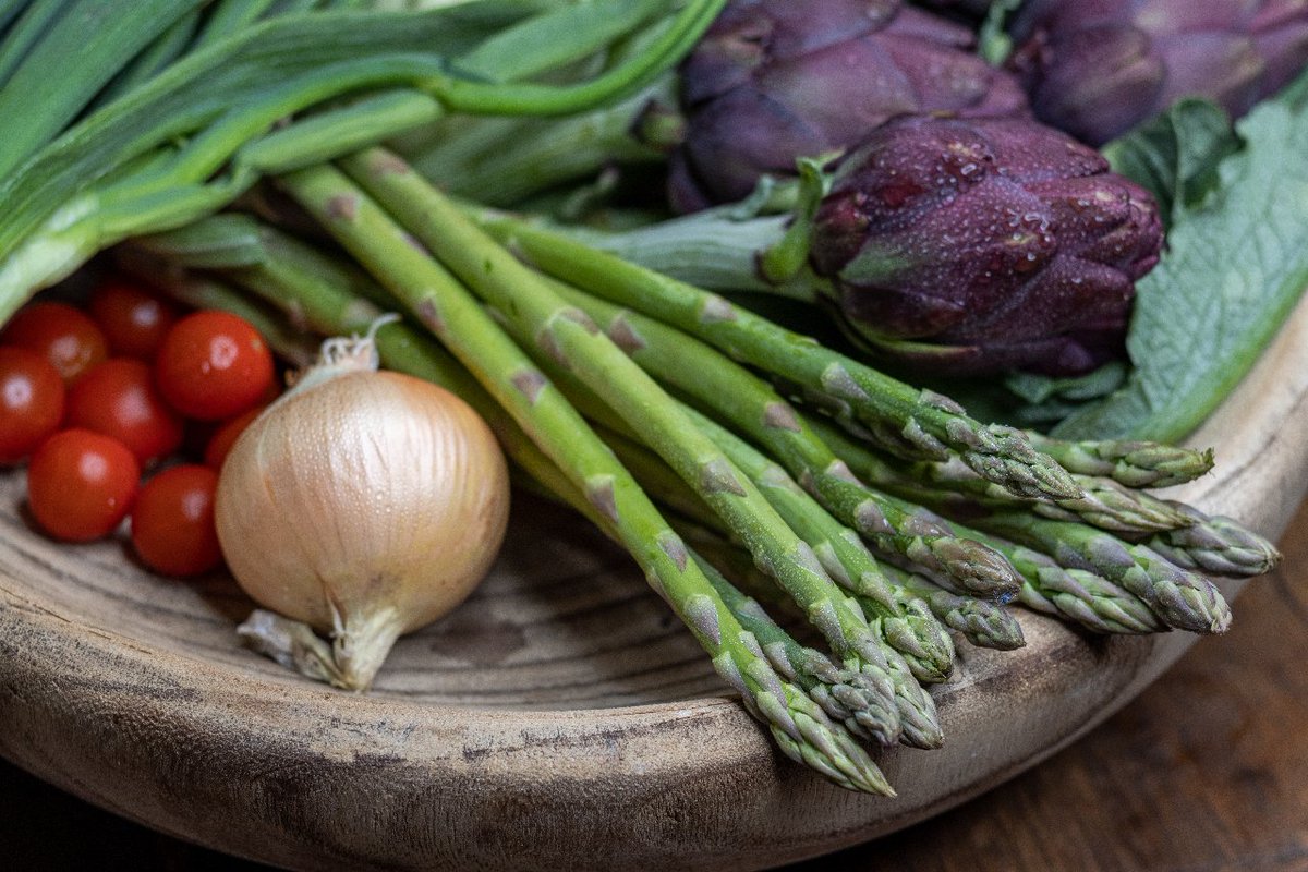 🌱 La saison des asperges sauvages est ouverte ! 

✅ Faîtes le plein de vitamines A, B, PP, de fibres et de minéraux ! Et pourquoi pas déguster un bon vin avec ? 🍷

Et vous, vous les préparez comment et dégustez avec quoi ? 😉