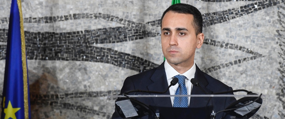 Il ministro Di Maio ha un guaio grosso quanto l’Ucraina: troppi filo-Putin tra i 5Stelle dlvr.it/SLxmDM