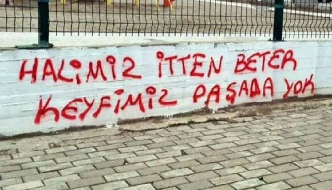 #TamŞAHlanıyorduk derken; bir duvar yazısı halini hatırlatır!