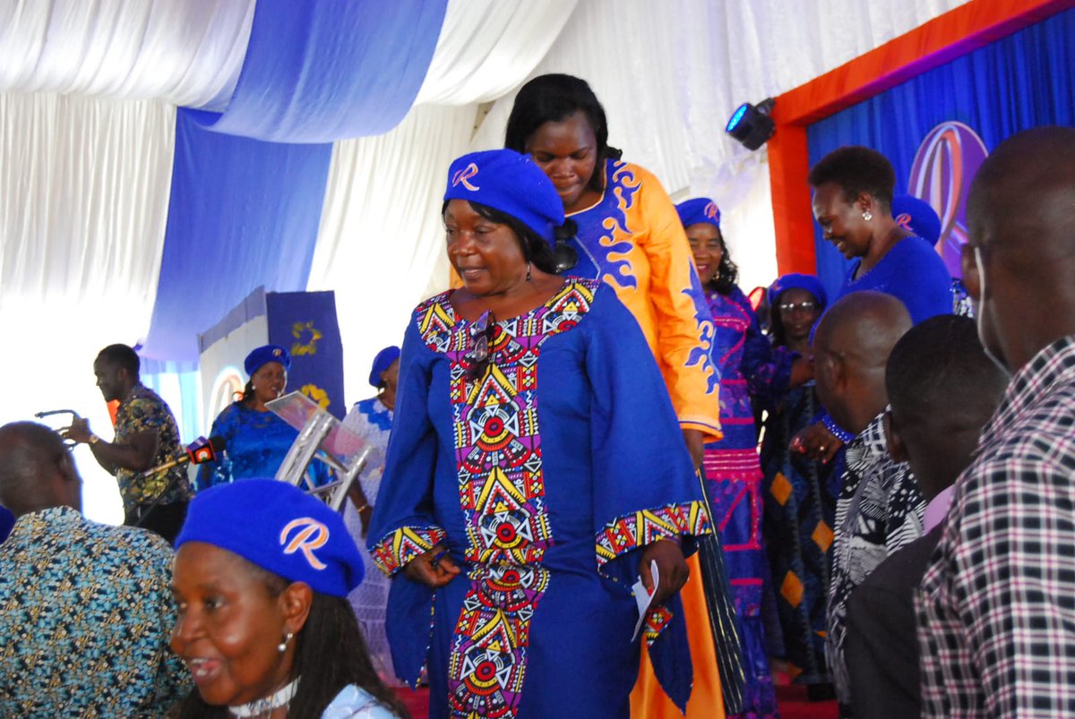 HonOmbaka's tweet photo. Today, Wonen of Kenya,  celebrated Azimio la Mama at Siaya Medical Training Collage.  The Guest of Honour was  Her Excellency, Mama Ida Odinga. Women spoke of the importance of  Gender Equality, Peace , Love,  and  and Unity  between @IdaOdinga @RailaOdinga https://t.co/uKTciVQYg2
