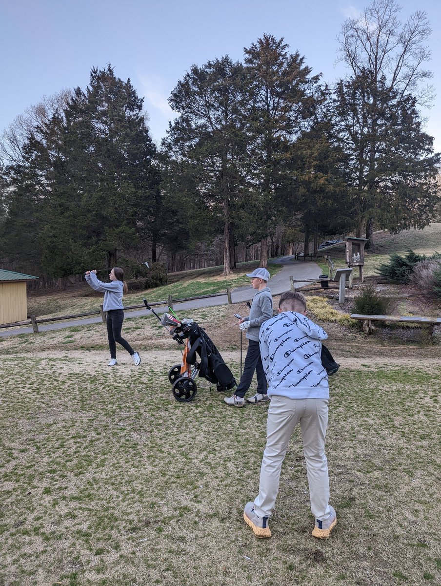 dragons_golf's tweet photo. @DMSDragons golf team has been killing it so far this season!!! https://t.co/SqZ6XHEA7F