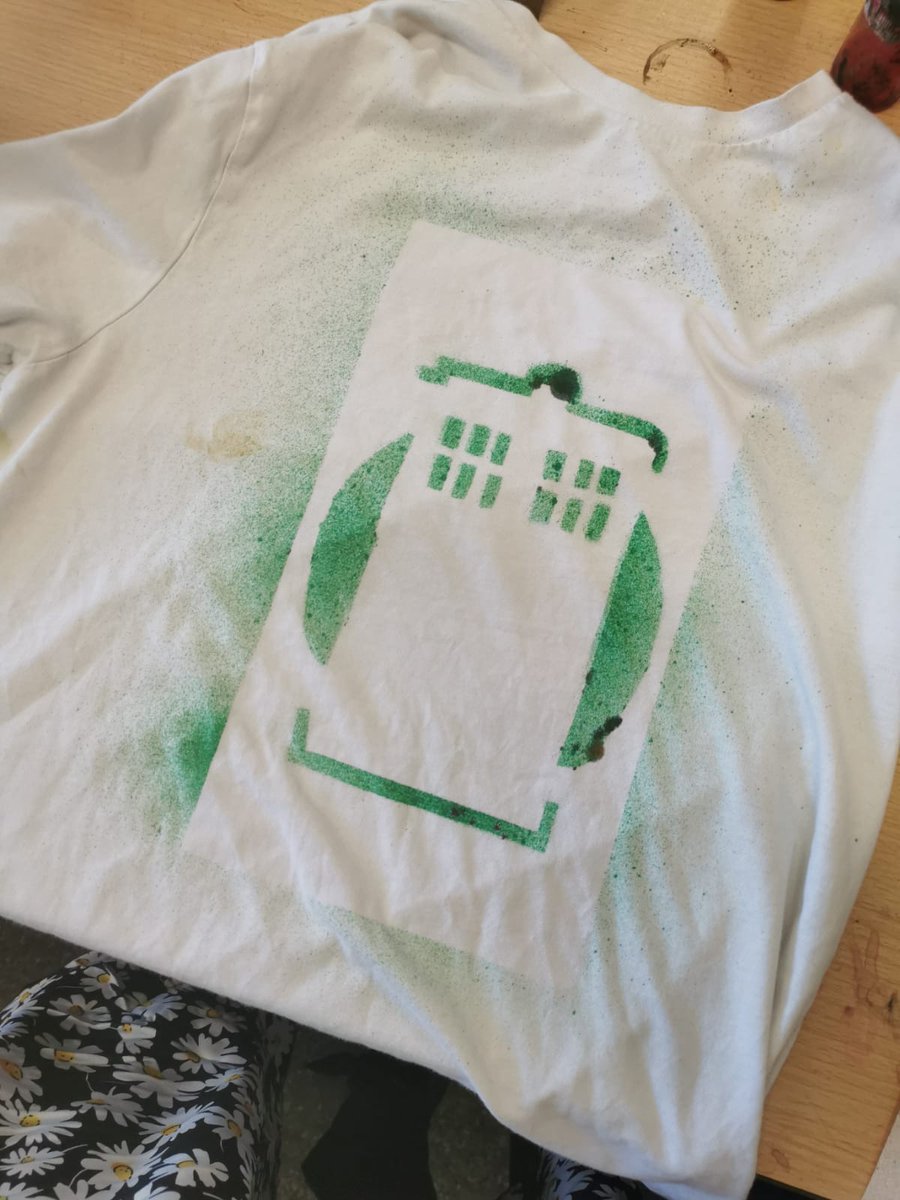 RivermeadEPR's tweet photo. Our learners also attended @MidKentCollege this morning. In multi skills, learners sanded and painted a door and in art and design, they spray painted their own designs. :) @RivermeadSchool @PartnershipRM https://t.co/pyRMA8Gix1