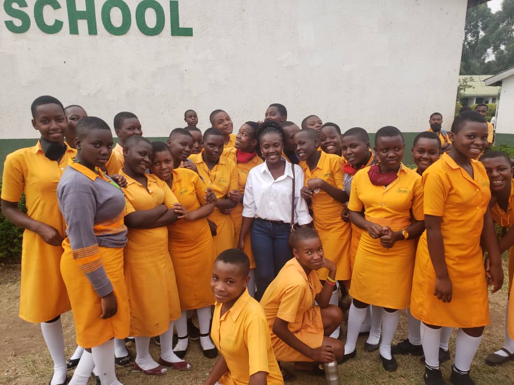 GirlPowerConne1's tweet photo. #letsputasmileonherface Easy access to SRHR information and services enable us to improve &amp; nurture our lives &amp; dreams to greatness. Let's empower girls in communities through building their self esteem @IriseEastAfrica @GNBU19 @irise_int @thecovaproject @SAAFfund @giz_uganda https://t.co/SKlIAfHmg2