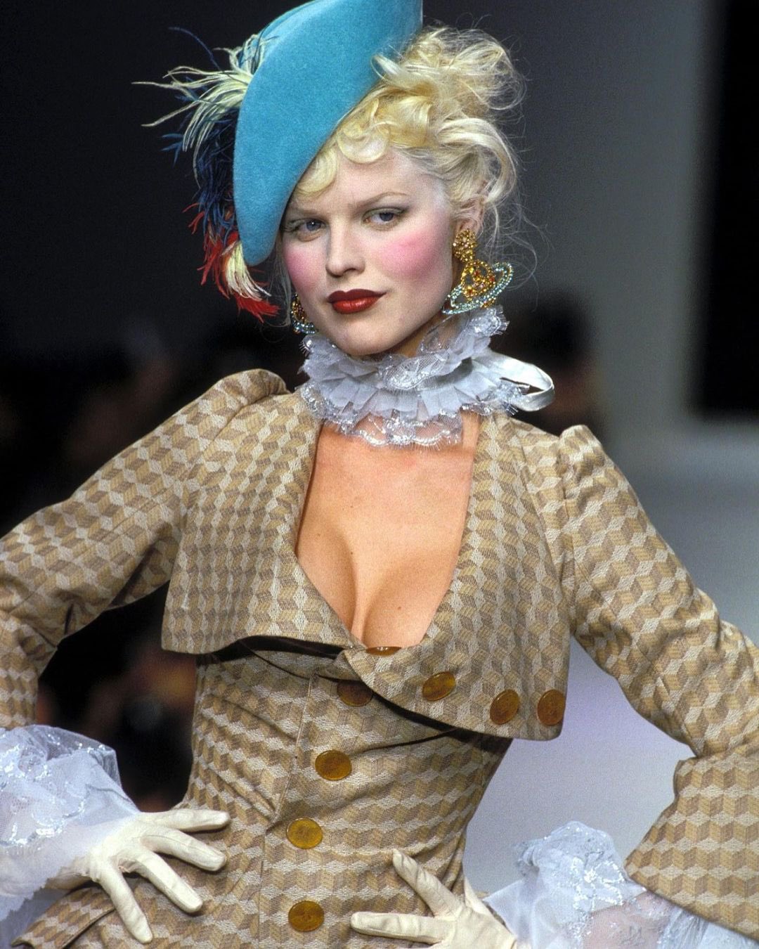 ❦ on X: i need the girls to pull from 90s vivienne westwood archives for  this year's gilded glamour themed met gala  / X
