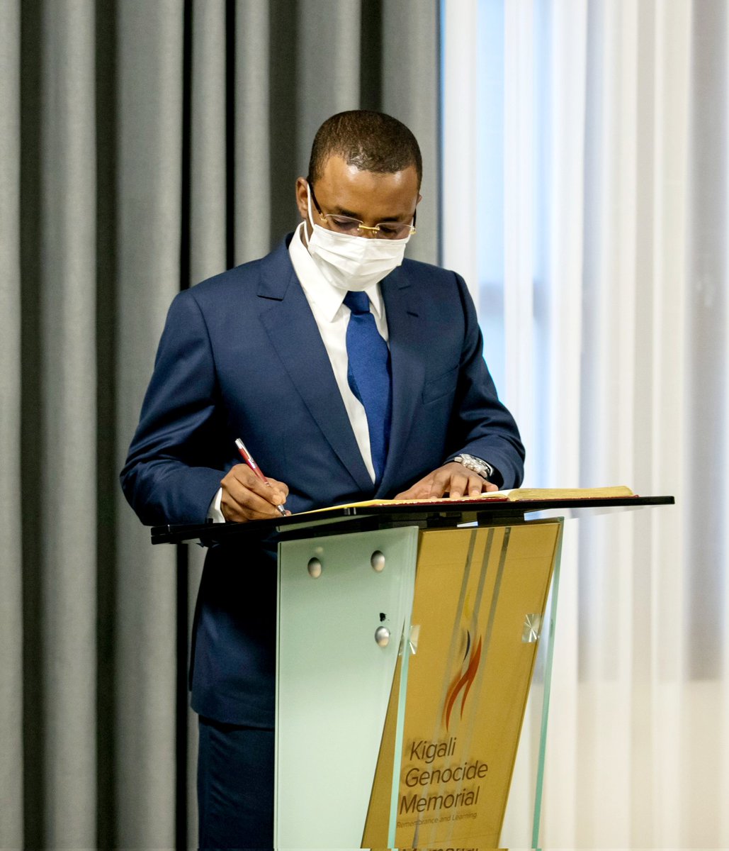 Hommage au peuple rwandais et au Président Paul Kagamé qui a su, sur les cendres de ce génocide, réconcilier les fils et filles du Rwanda, bâtir une paix durable et construire un pays stable. La vie humaine est sacrée. Plus jamais, une pareille atrocité sur notre continent.