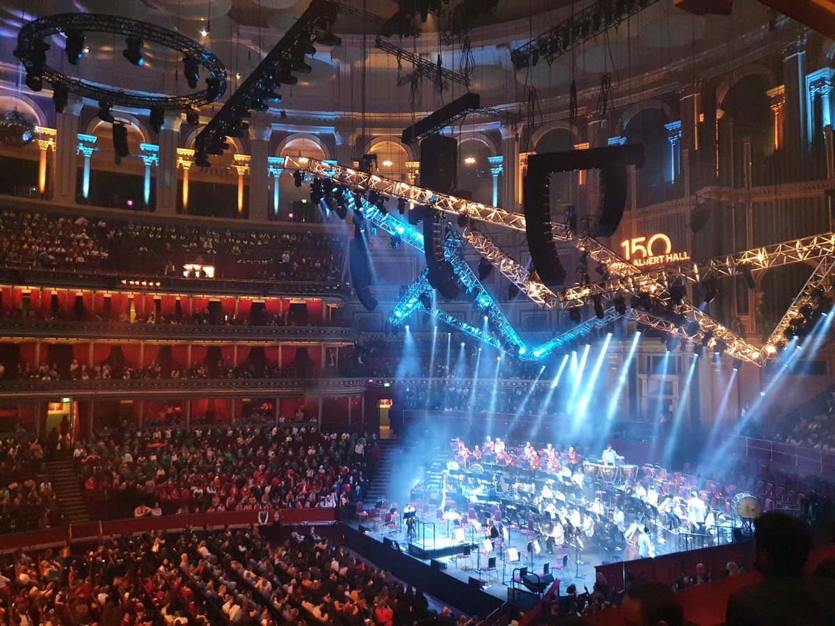 ArkBDA's tweet photo. 7Philippians had an amazing time @RoyalAlbertHall today watching @RaymondGubbay #ClassicalSpectacular - what an amazing performance! #music #ClassicalMusic https://t.co/CxrmOcgJdg
