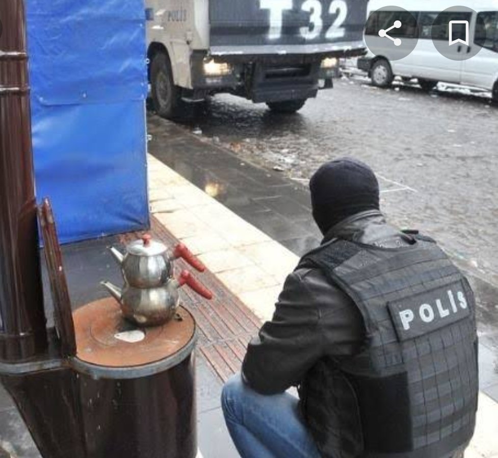 TeknoFinansal's tweet photo. #SoyluYönetmeliğiİptalEt
Bir kere de şu polislerin yararına bir kanun, bir yönetmelik... Bir şey çıksın Allah aşkına ya... https://t.co/OKl7Ng3wjS