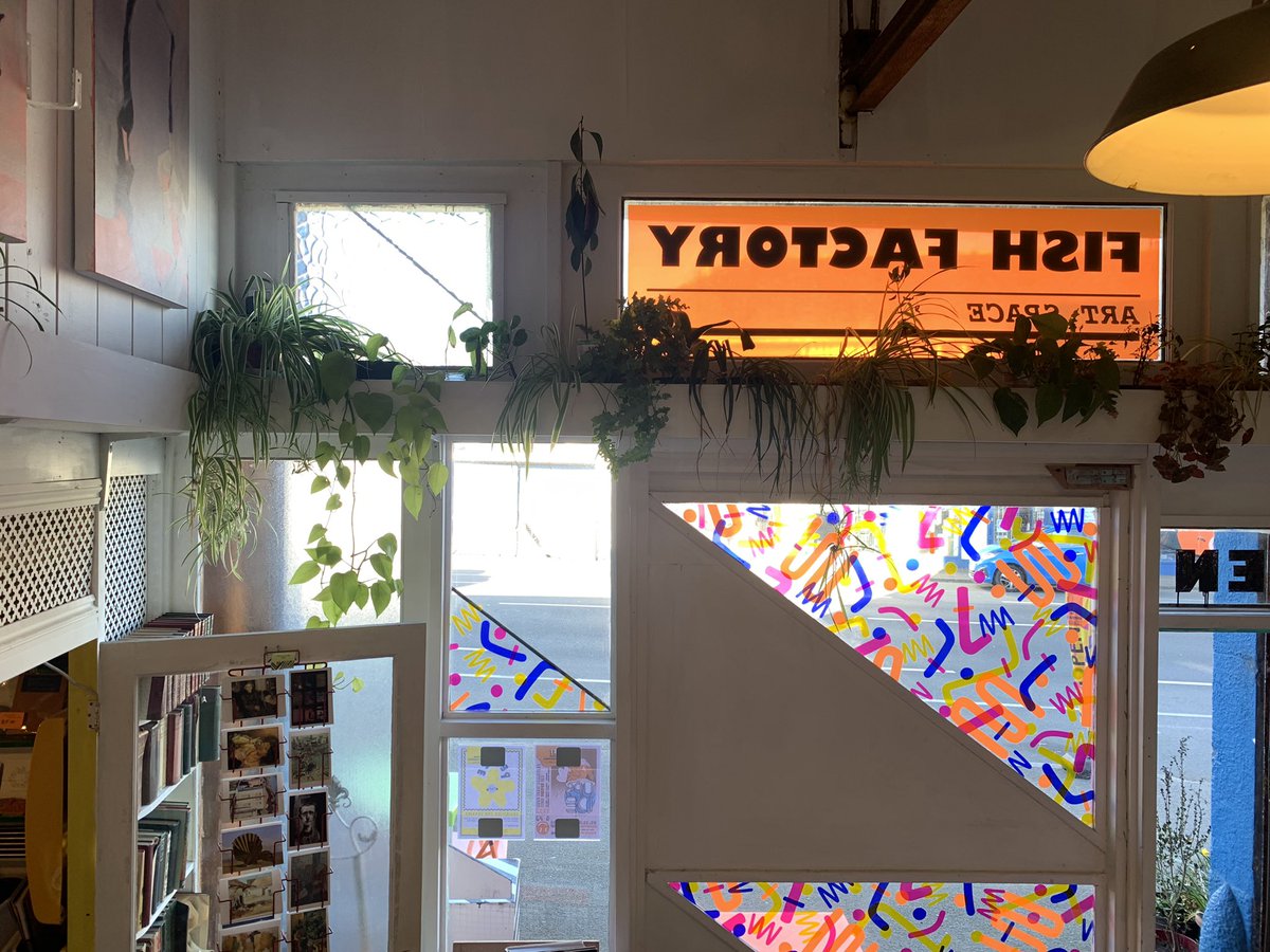 IHEARTVEGAN's tweet photo. Swim (flounder), coffees, cool art space with vegan cafe (fish factory Falmouth), sunshine. #naturetherapy #cornwall #wildswimming #notdrowning https://t.co/mHXHVq12KP