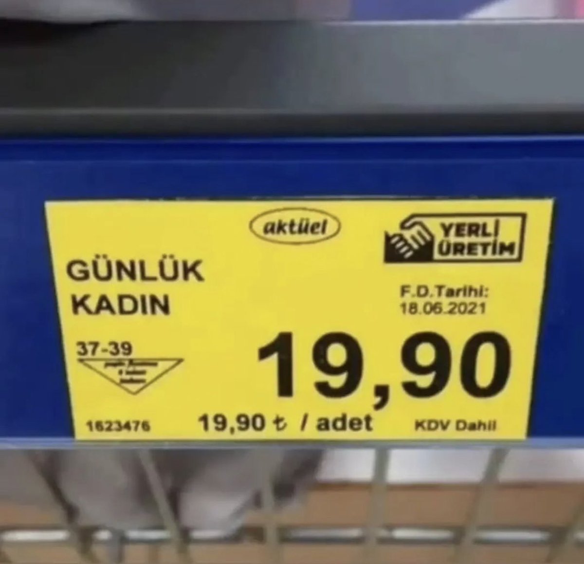 kimse cidden bunun fiyatını konusmayacak mı savaşta mıyız