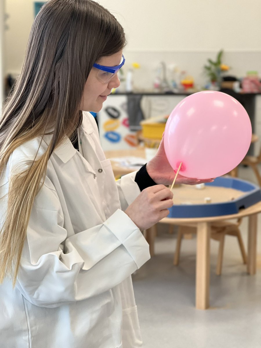 APSofL's tweet photo. This week was science week at Apsol. The teachers turned into real life scientists creating a sense of awe and wonder across the school #science #britishscienceweek2022 #aweandwonder #handsonlearning https://t.co/y62Cs8pxkC