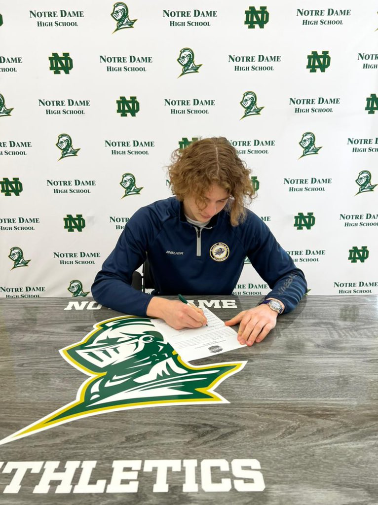 EliteHockeyAAA's tweet photo. 🚨NCDC TENDER ALERT🚨

Congratulations to 18U Defenseman Ivan Korodiuk (Ukraine) who signed a tender with the NCDC’s New Jersey Hitmen! ✍️

#advancement #development #juniorhockey #rockthegold #ncdc @NJHitmen @NDWHAthletics https://t.co/IW3nh9j89S