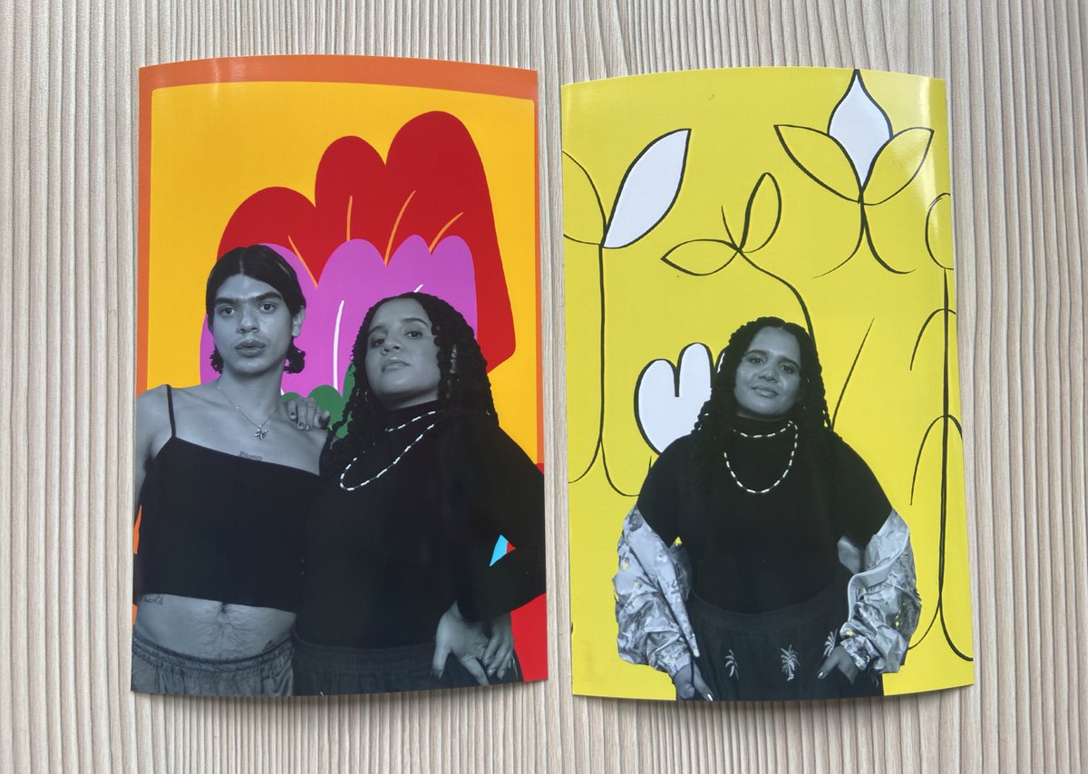 LidoPimienta's tweet photo. Photo Booth con mis fondos! Que bello!!! #nacimoslistas 🌸 https://t.co/blhXziGNOK