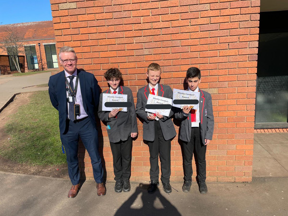 Huge congratulations to our ks3 conduct superstars who have worked incredibly hard this week and have gained a much deserved recognition. R3 points will be added to your overall points tally #rewards <a href="/TeamMoreton9/">Moreton Team 9</a> <a href="/TeamMoreton7/">Moreton Year 7</a> <a href="/TeamMoreton_8/">Moreton Year 8</a> @MoretonSchool #R3awards #bigtime
