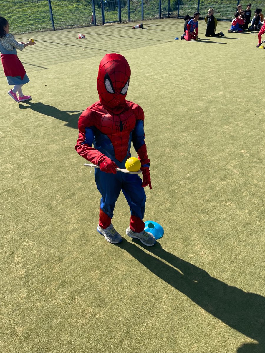 MillenniumSE10's tweet photo. Year 2 were loving their ball and spoon race today to raise money for @comicrelief #comicreliefchallenge #tryinghard #raisingmoney https://t.co/lc6560D4VG