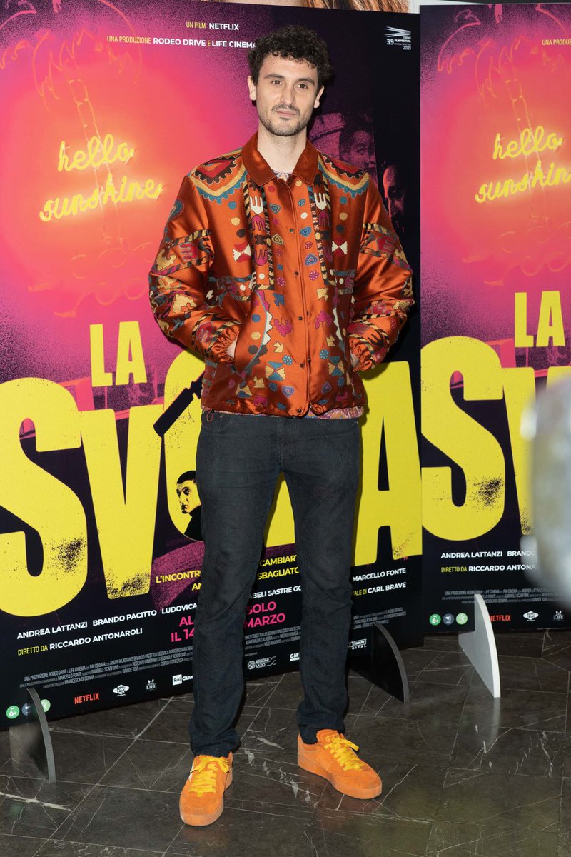 GargiuloPolici's tweet photo. #CarlBrave star per una serata tutta di #celluloide per la prima dell'atteso film #LaSvolta
La gallery qui sul @ilmessaggeroit
https://t.co/Jiy4cqtOAz https://t.co/PjXU388ymb