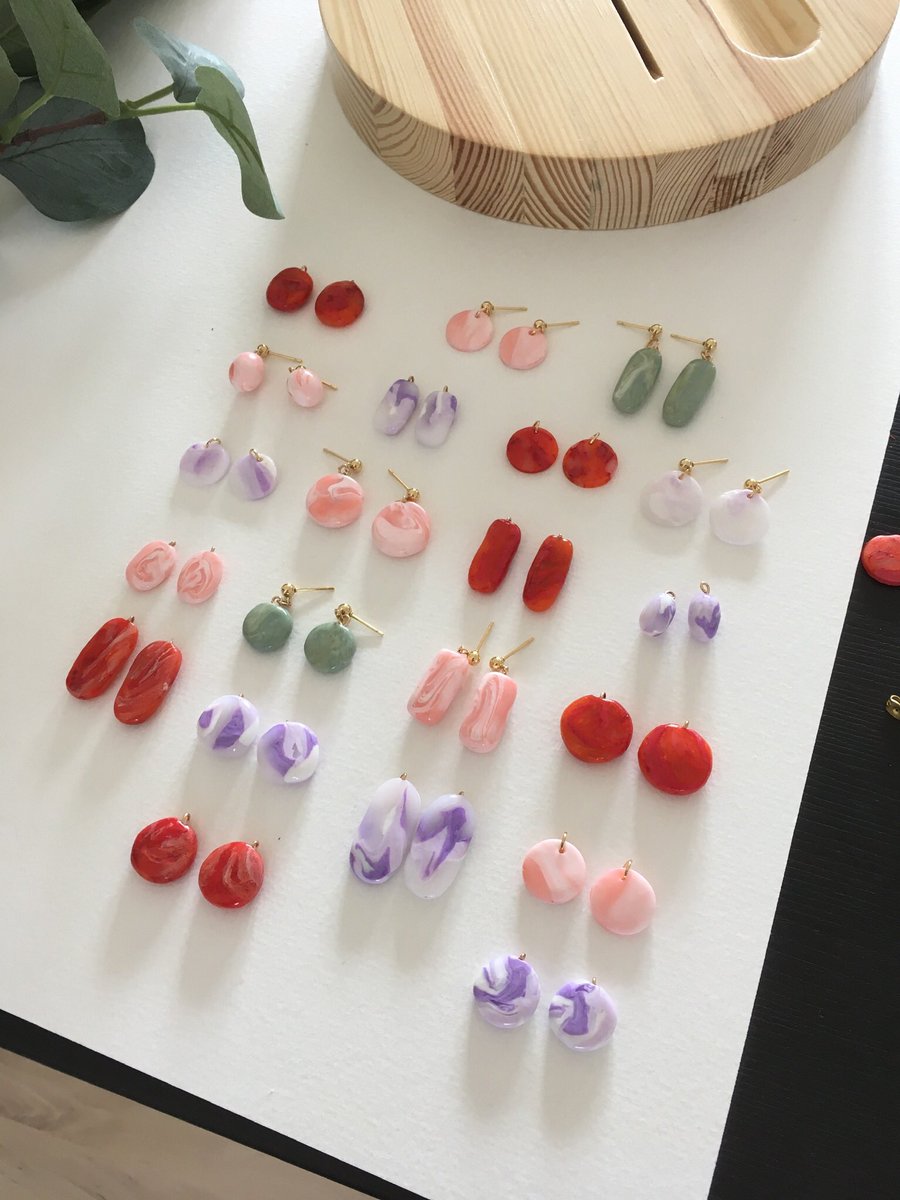 lucilestudio's tweet photo. Demain 20h elles seront toutes disponibles sur mon site.
Qui sera au rendez-vous ? https://t.co/u37en68KIR