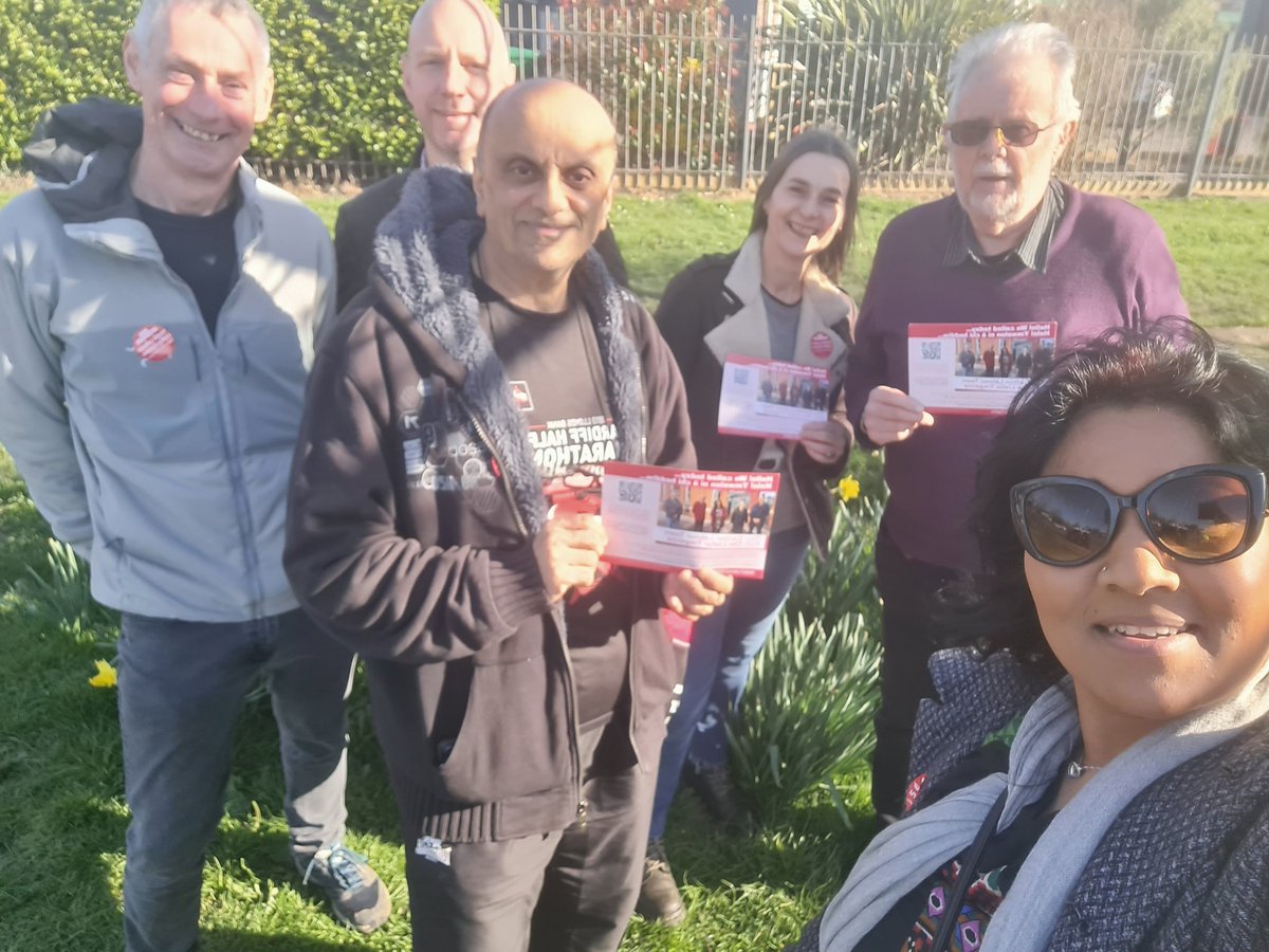 ChowdhuryJasmin's tweet photo. Great response for @CantonLabour on a beautiful Friday afternoon in Cardiff. @stephencunnah @namorganshotma1 @KarenLWilkie https://t.co/3ZfGKWNH7K