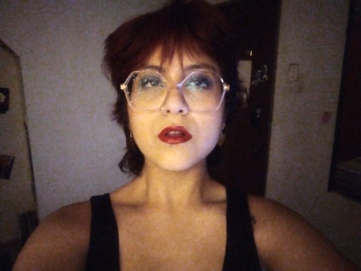 transerlullaby's tweet photo. i look extremely beautiful here im gonna cry https://t.co/0uPTtOYHWO