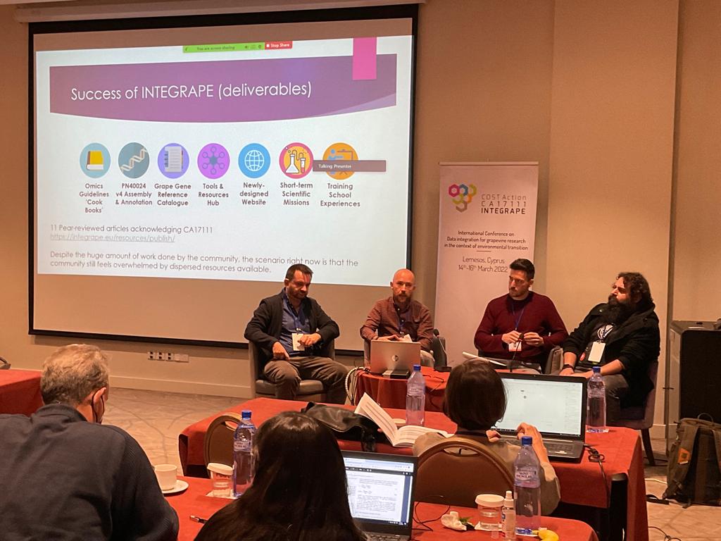 CITAAragon's tweet image. Jerome Grimplet, investigador del Departamento de Ciencia Vegetal, participa en una de las mesas redondas de  @I17111  @COSTprogramme
 #integrape