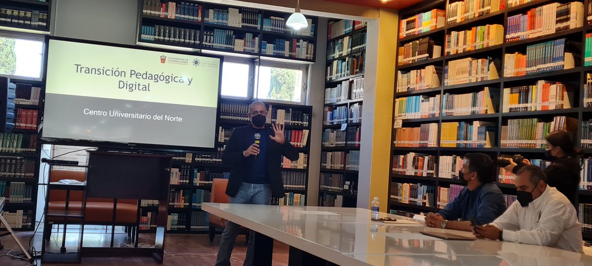 carlosivanmoren's tweet photo. Cerramos hoy en @cunorte_udg con los talleres del proyecto piloto de Transformación Pedagógica y Digital de @udg_oficial- @ASU.

Reflexionamos con docentes y directivos sobre cómo enriquecer su modelo de #aprendizajehíbrido y activo. ¡Enhorabuena por el gran trabajo realizado! https://t.co/JigvLQSxTX