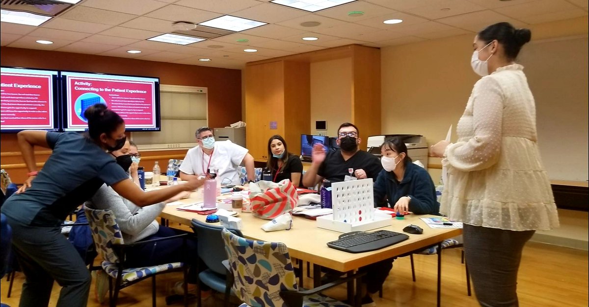 MariaV_NYP's tweet photo. I had such a great time today during our "Connecting the dots to Patient Experience" activity with our incredible new hire nurses of @5GN_NYPColumbia! #PXBestPractices #Proud2bNYP #StayAmazing @BernadetteKhan @cxorick @QueenofHeartNYP @danmandice https://t.co/UZfyjI2hWA