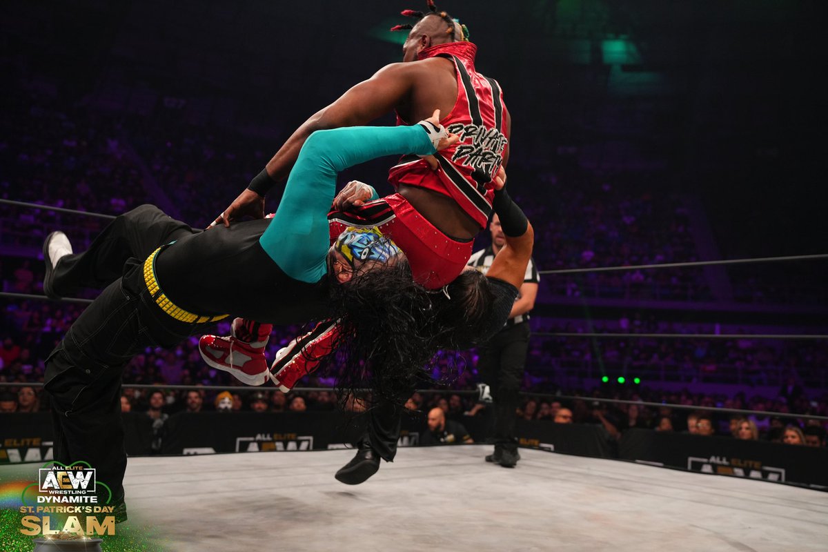 MATTHARDYBRAND's tweet image. We did the first #SpinCycle that we’ve done in years on #AEWDynamite. Myself &amp;amp; @JEFFHARDYBRAND plan on doing lots of new tag moves, as we’re coming for it all on this @AEW run.