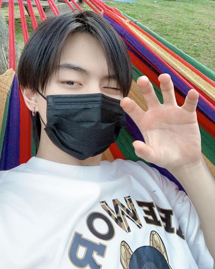 MMII20021's tweet photo. ❤️🦁
Stay with U
#OneYearWithLeo
#AeonsFirstLoveLeo
#우리는_리오부터_시작합니다
#TraineeA @trainee_a https://t.co/KrceIKIOXn