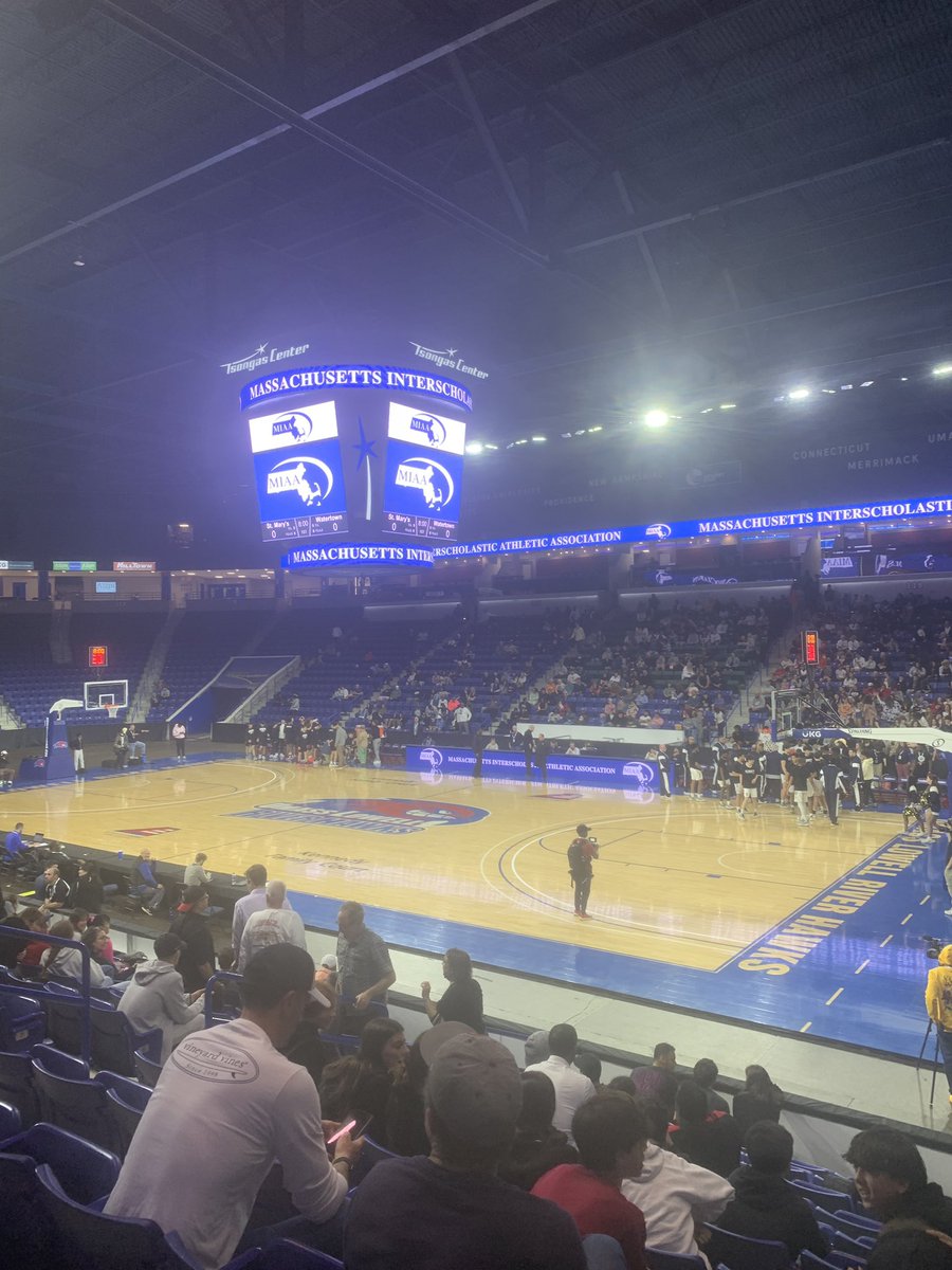 Good luck to all the players and coaches tonight. Great atmosphere here at the Tsongas Center for Watertown vs. St. Mary’s (Lynn) for the state championship. Go get em J Spin!🏀🏀🏀❤️❤️❤️🏀🏀🏀