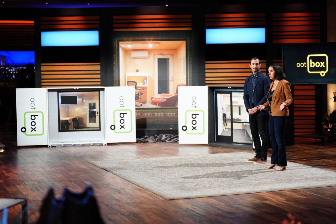 GetOotBox's tweet image. Tune in now! @ABCSharkTank