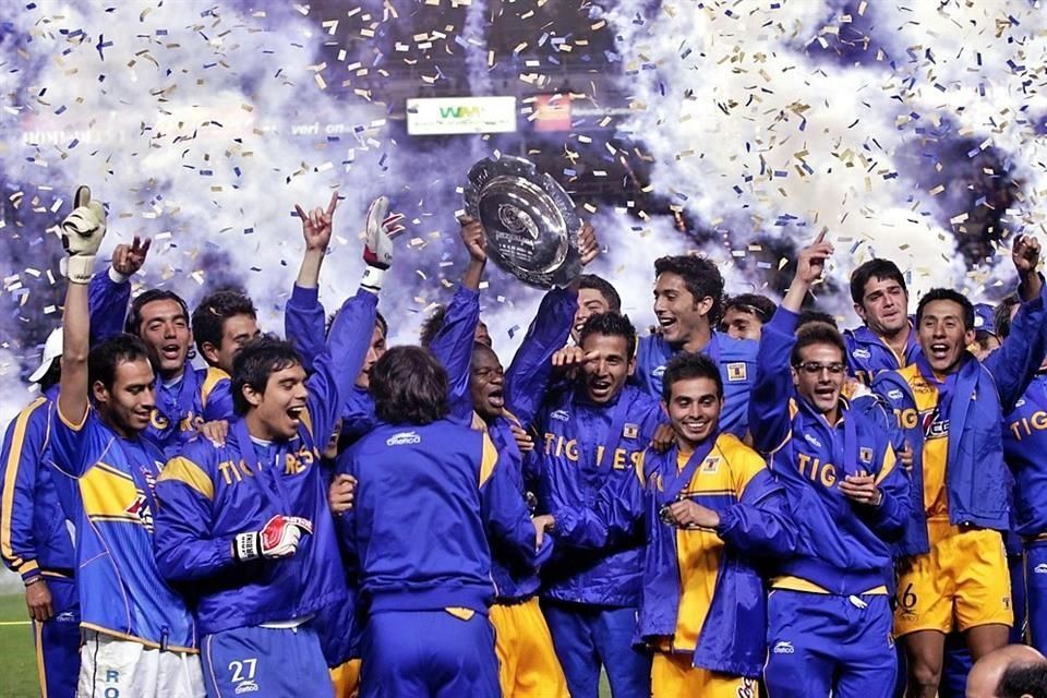 MuseoTigres's tweet photo. Tigres UANL 2006
Tigres Campeón Interliga
Clásico Regio https://t.co/zw37S3pups