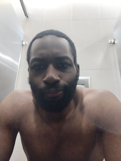 What up wit it??? 🦍🍫💪🏿🅿️🅿️💯💨😈 https://t.co/d5Nw12xk7R