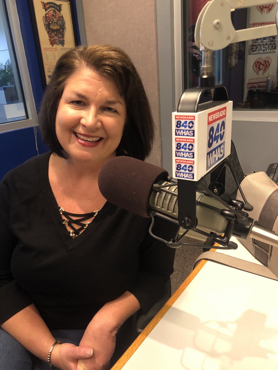 terrymeiners's tweet photo. Loved visiting with @mindyapeterson π #HighQualityHuman @840WHAS #WHAS100years #WHAS100 #loumedia https://t.co/4vy4PvLHlI