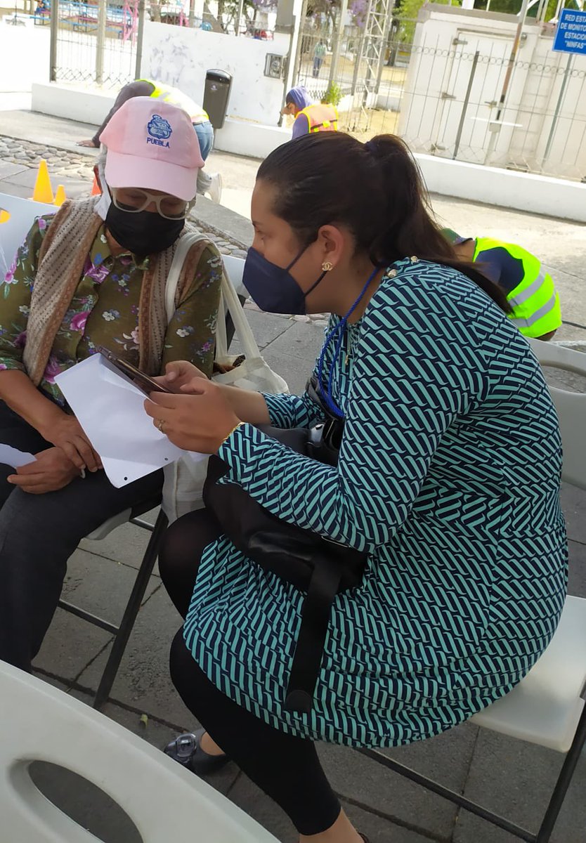 CCSJPuebla's tweet photo. #ElCCSJPComparte 📣
💻⌨️👩 Participamos ofreciendo atención legal y psicológica a mujeres en la jornada de salud cultural y educativa convocada por la Secretaría de Bienestar y Participación Ciudadana en la colonia Los Volcanes.
¡Aquí algo de lo que se vivió! 👇 https://t.co/8TWaT2o1vz