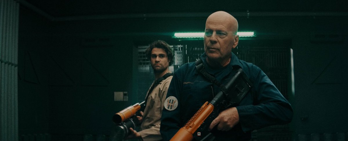 VIMOOZ's tweet photo. Happy 67th Birthday Bruce Willis #OutofDeath #Breach https://t.co/NYmOUzqBek