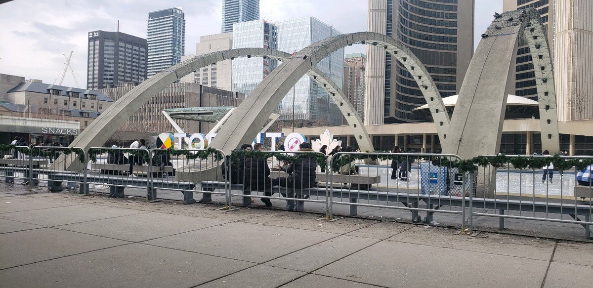 frogstar42's tweet photo. I'm at Nathan Phillips Square in Toronto, ON https://t.co/F1NCGryDjY https://t.co/N9eIFKVeRi