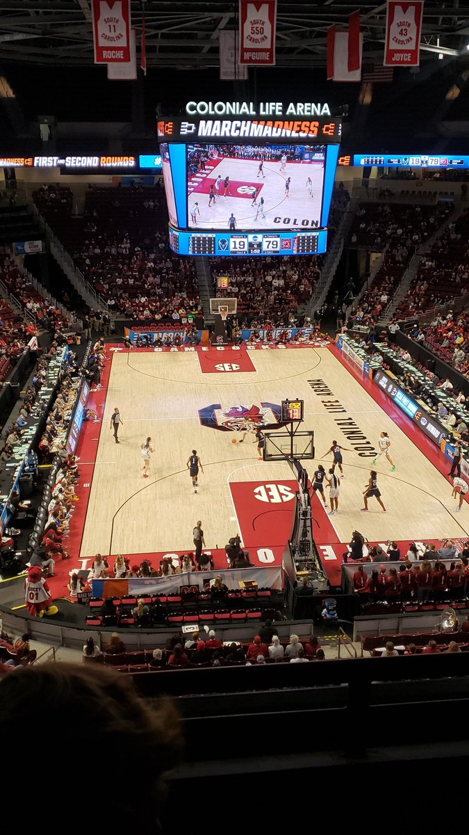 aclyerly's tweet photo. Lady Gamecocks killing it #NCAATournament https://t.co/0yIeI9ipu5