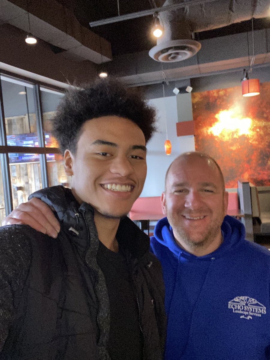 Always great to visit and catch up with former players. Proud of you @bobby22parks !