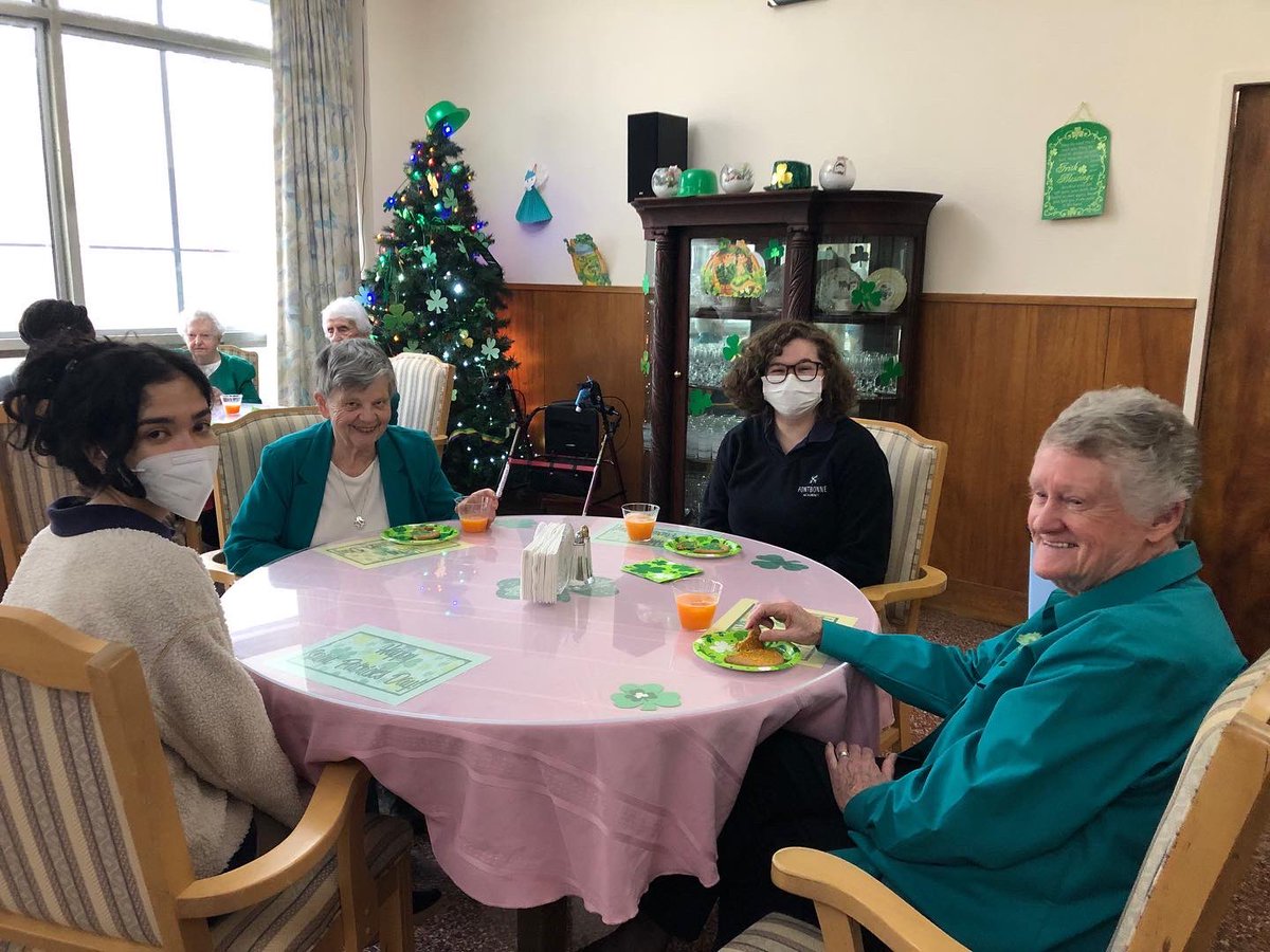 fontbonneboston's tweet photo. NHS students had a great visit with the sisters in the convent to celebrate St Joseph’s day (and St Patrick’s day). The sisters enjoyed meeting the students and shared cookies and punch — Happy Catholic Sisters Week!
#weloveoursisters #csjboston #womenofcouragemadestrong https://t.co/Ja7LSWbiIQ