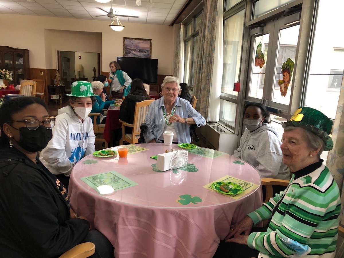 fontbonneboston's tweet photo. NHS students had a great visit with the sisters in the convent to celebrate St Joseph’s day (and St Patrick’s day). The sisters enjoyed meeting the students and shared cookies and punch — Happy Catholic Sisters Week!
#weloveoursisters #csjboston #womenofcouragemadestrong https://t.co/Ja7LSWbiIQ
