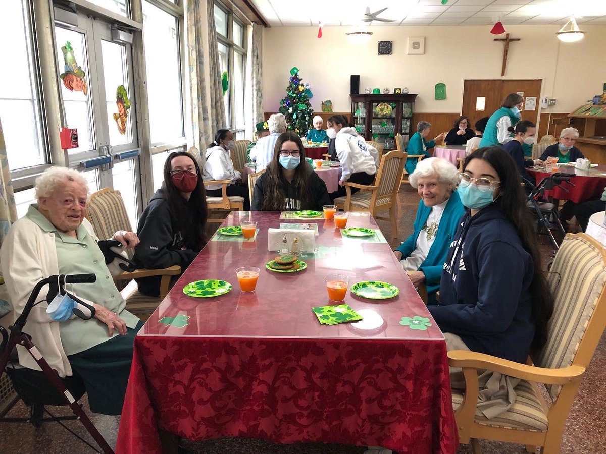 fontbonneboston's tweet photo. NHS students had a great visit with the sisters in the convent to celebrate St Joseph’s day (and St Patrick’s day). The sisters enjoyed meeting the students and shared cookies and punch — Happy Catholic Sisters Week!
#weloveoursisters #csjboston #womenofcouragemadestrong https://t.co/Ja7LSWbiIQ