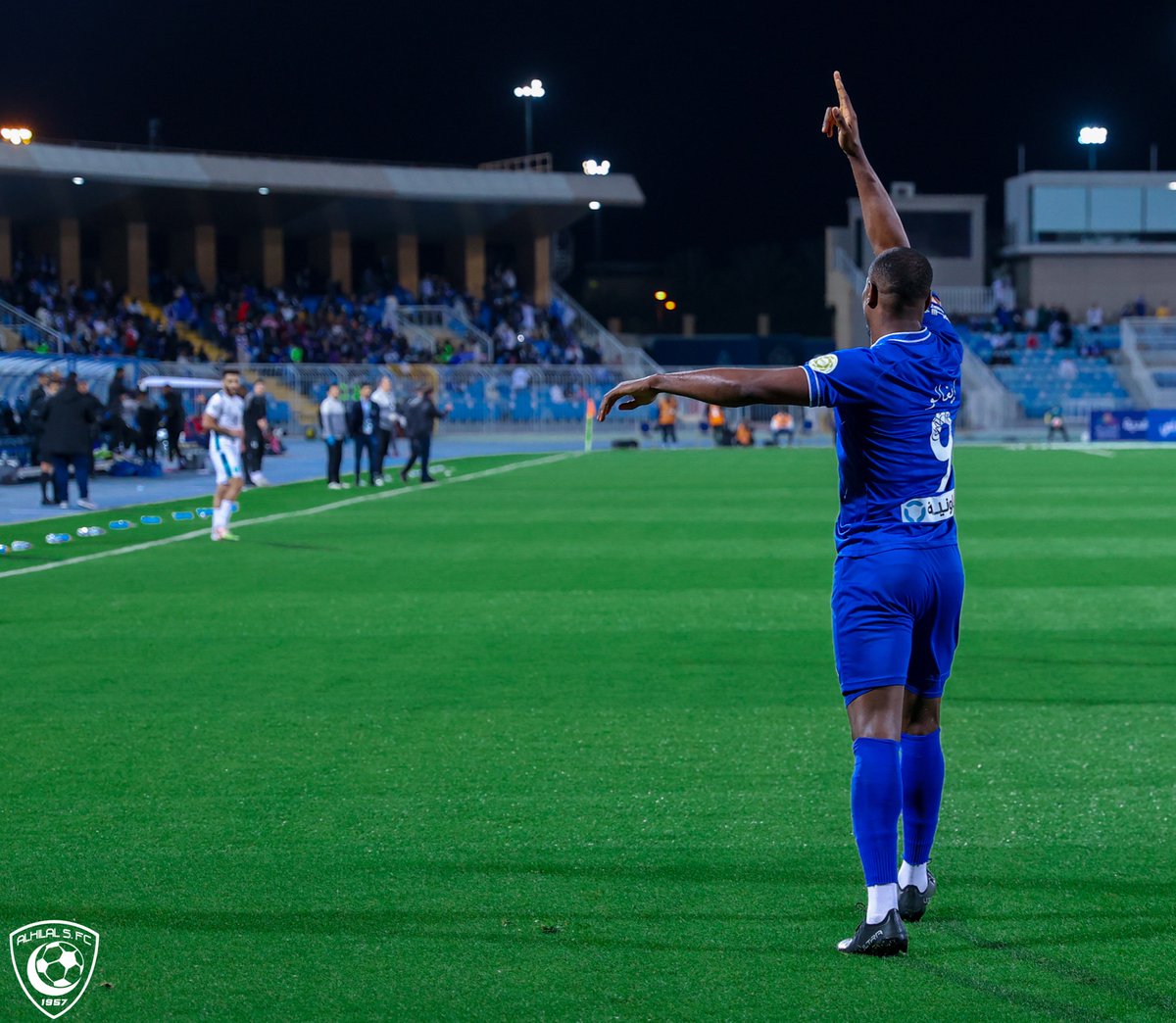 Alhilal_FC's tweet photo. 🦅 ليلة النسر 😍💙

#الهلال https://t.co/1l0z8Luz8h