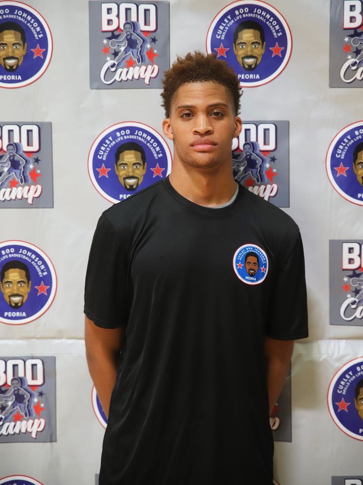 BooCurley's tweet photo. Congratulations to Boo Camp Family garnering Big 12 Conference 1st Team honors! @ShaunKe11ey (Peoria High); @CooperKoch44 (@PND_Basketball ); @JamauriWinfrey (@Richwoodsboysb1 ); @JustoPage (PeoriaManual ) 👊🏽 https://t.co/EHqfwEQmj4