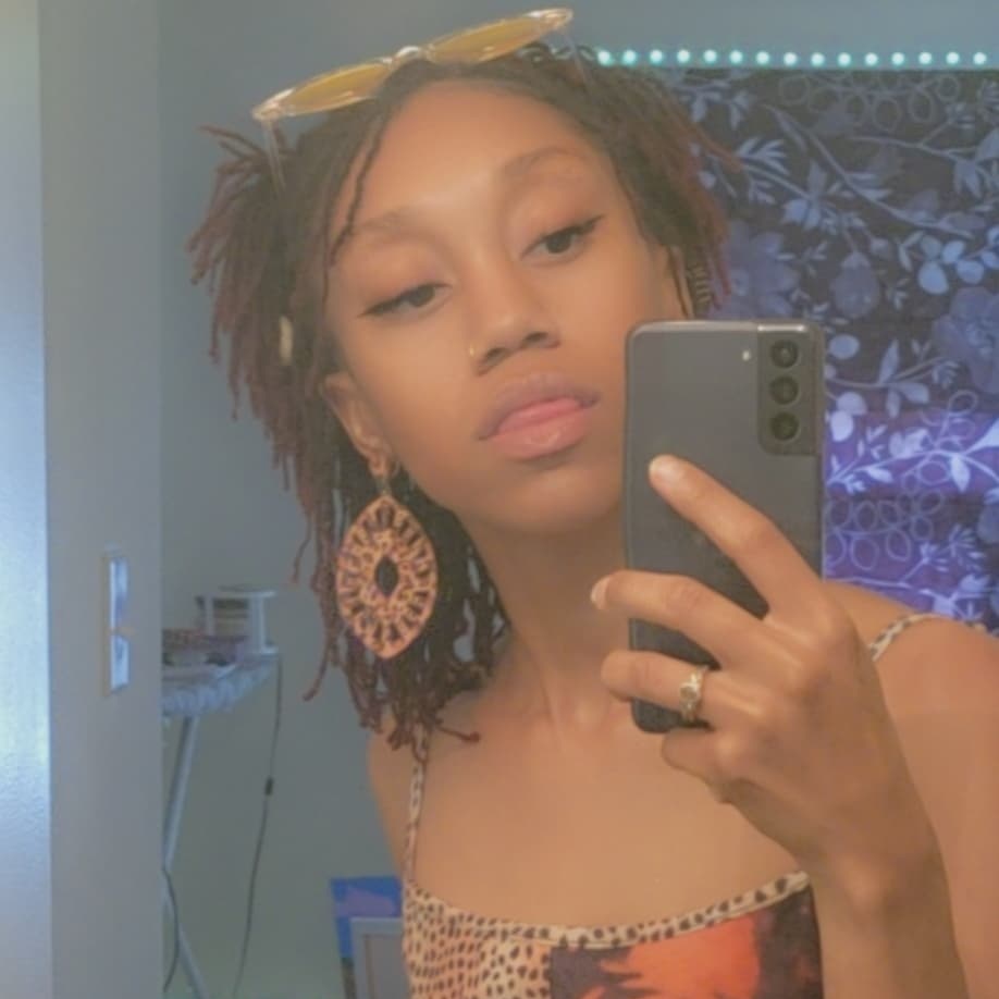 jasminekeaton2's tweet photo. #NewProfilePic https://t.co/J2DbygJ1rF